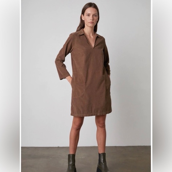 Velvet by Graham & Spencer Dresses & Skirts - Velvet By Graham & Spencer Lana Corduroy Dress Sz XS‎ Pockets Boho Preppy